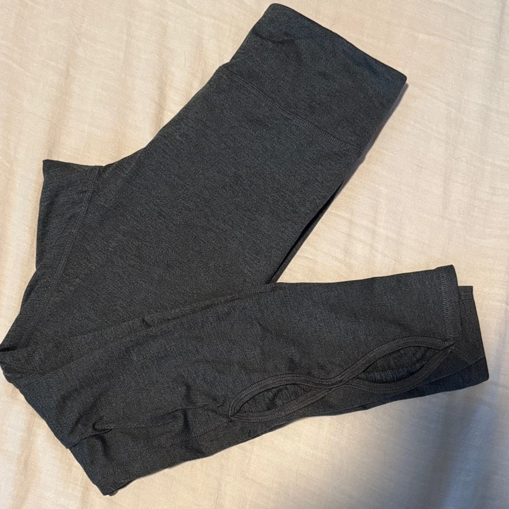💜3/$12💜 Gilly Hicks Red Top and Gray Leggings Set